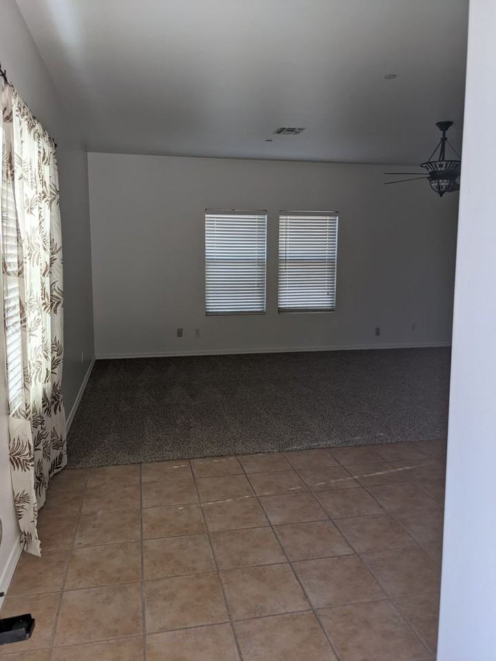 8445 North Avd De La Bellota - Photo 2 of 20