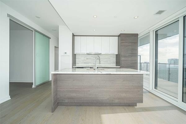 488 University Avenue #4010