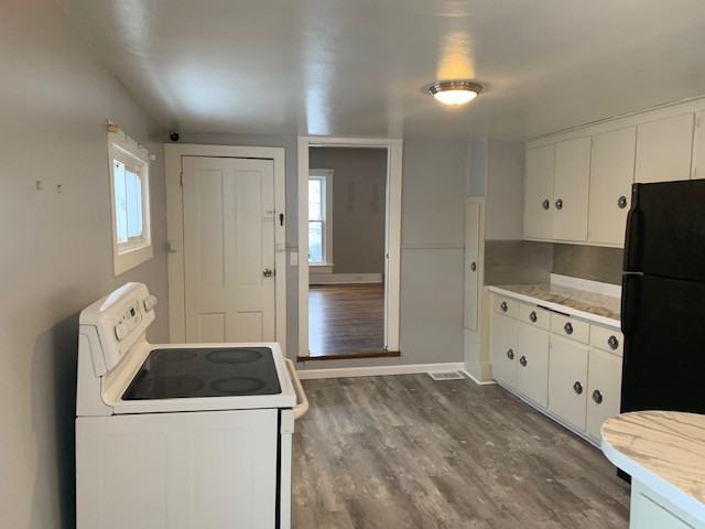 226 Elmwood Ave - Photo 3 of 19