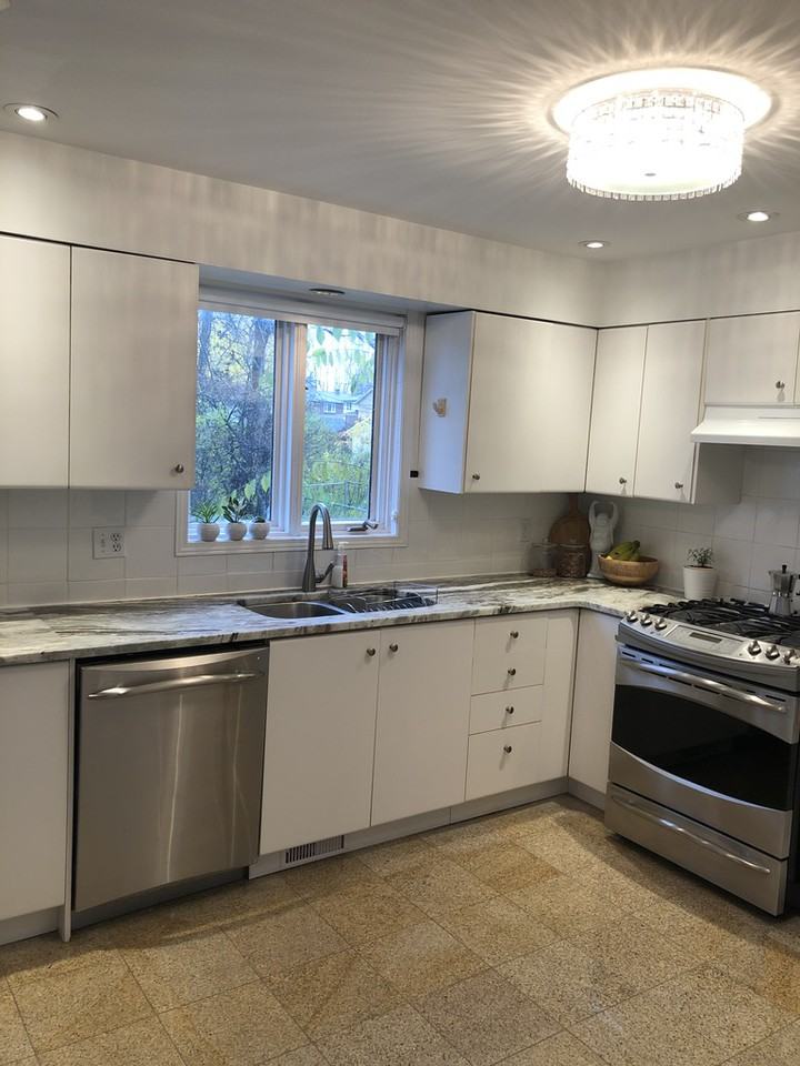 912 Normandy Crescent - Photo 3 of 10