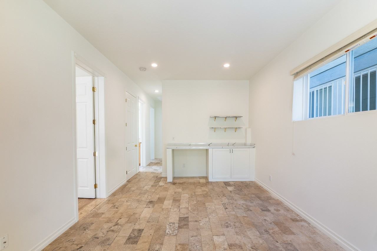 6732 Esplanade - Photo 3 of 17