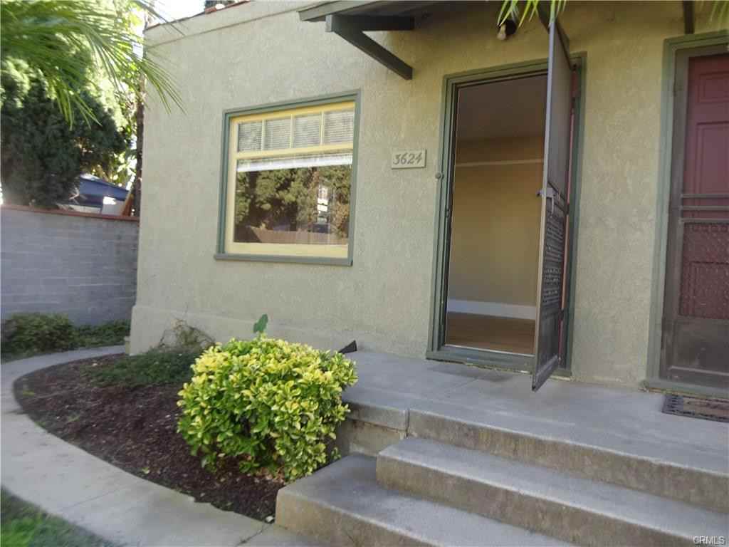 3624 E 6th St - Photo 2 of 19