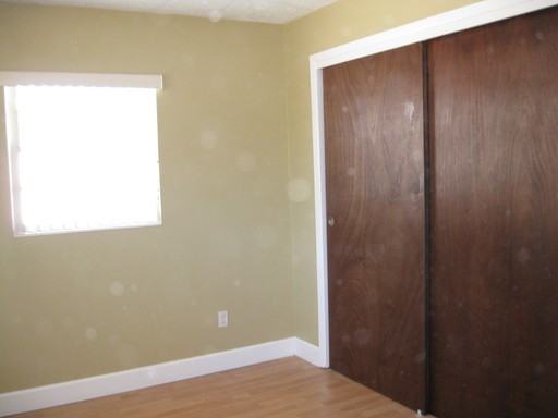 1227 SE 17th Terrace - Photo 3 of 10