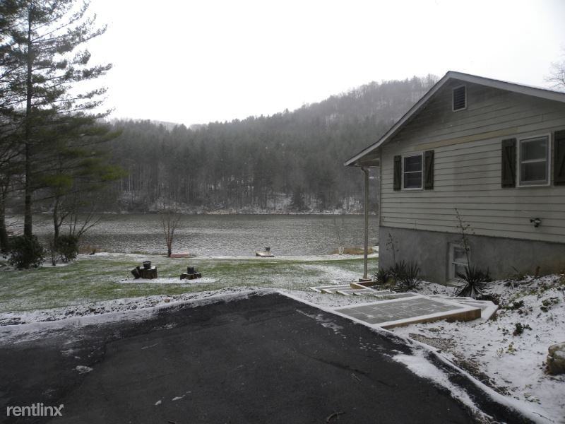 1615 1615 Lakeside Dr 3 - Photo 2 of 19