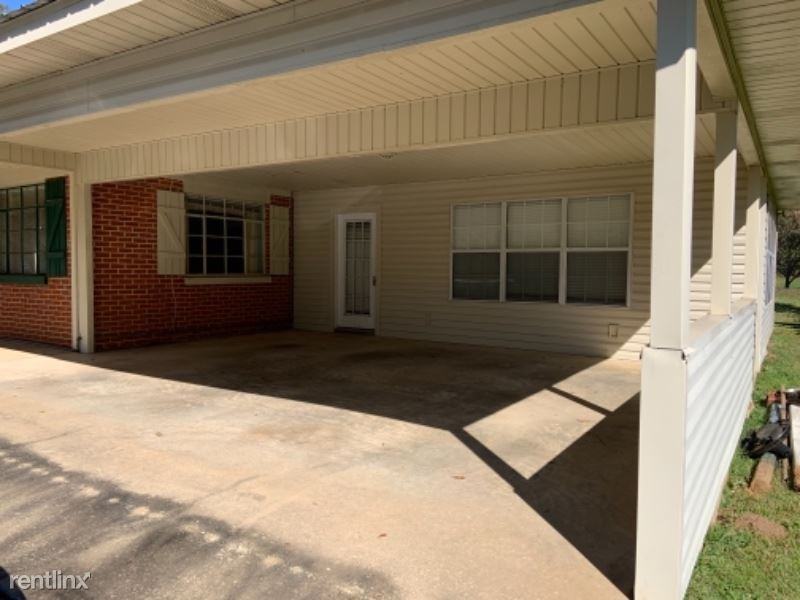 35 35 N Lake Dr RENT TO OWN - Photo 3 of 21