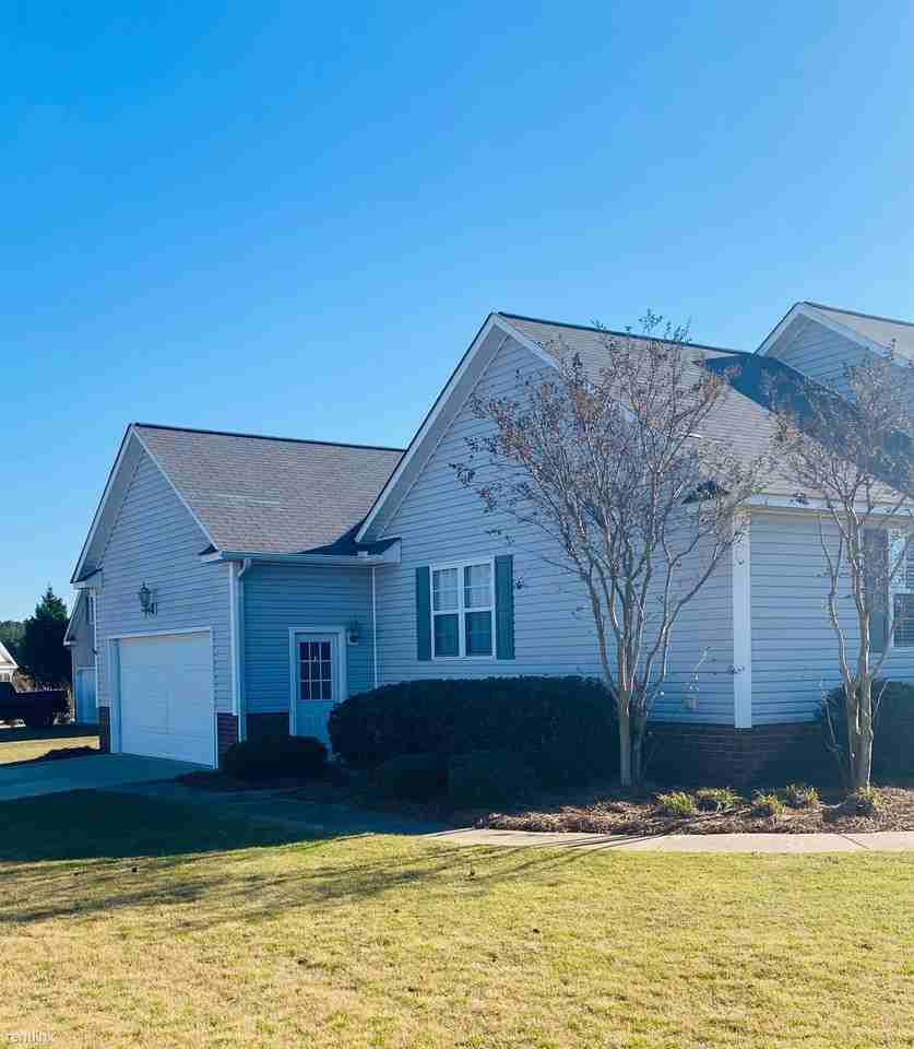 479 Arden Ridge Dr - Photo 2 of 10