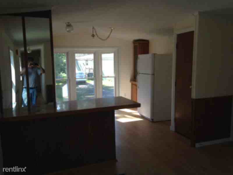 22 First St - Photo 3 of 12