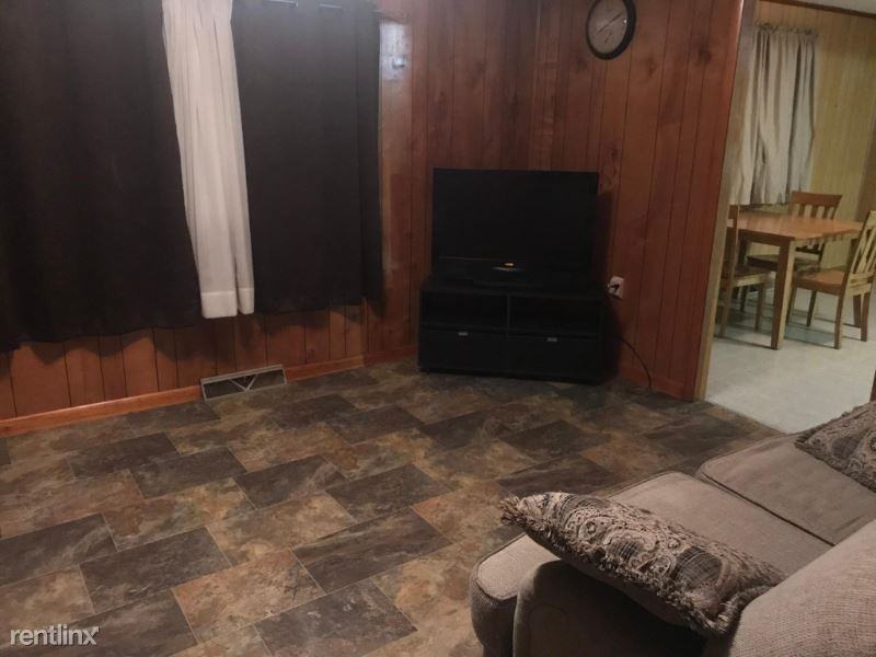 208 S 1st Ave - Photo 2 of 9