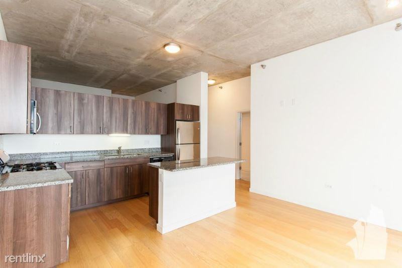 235 235 W Van Buren St 4505 - Photo 2 of 15