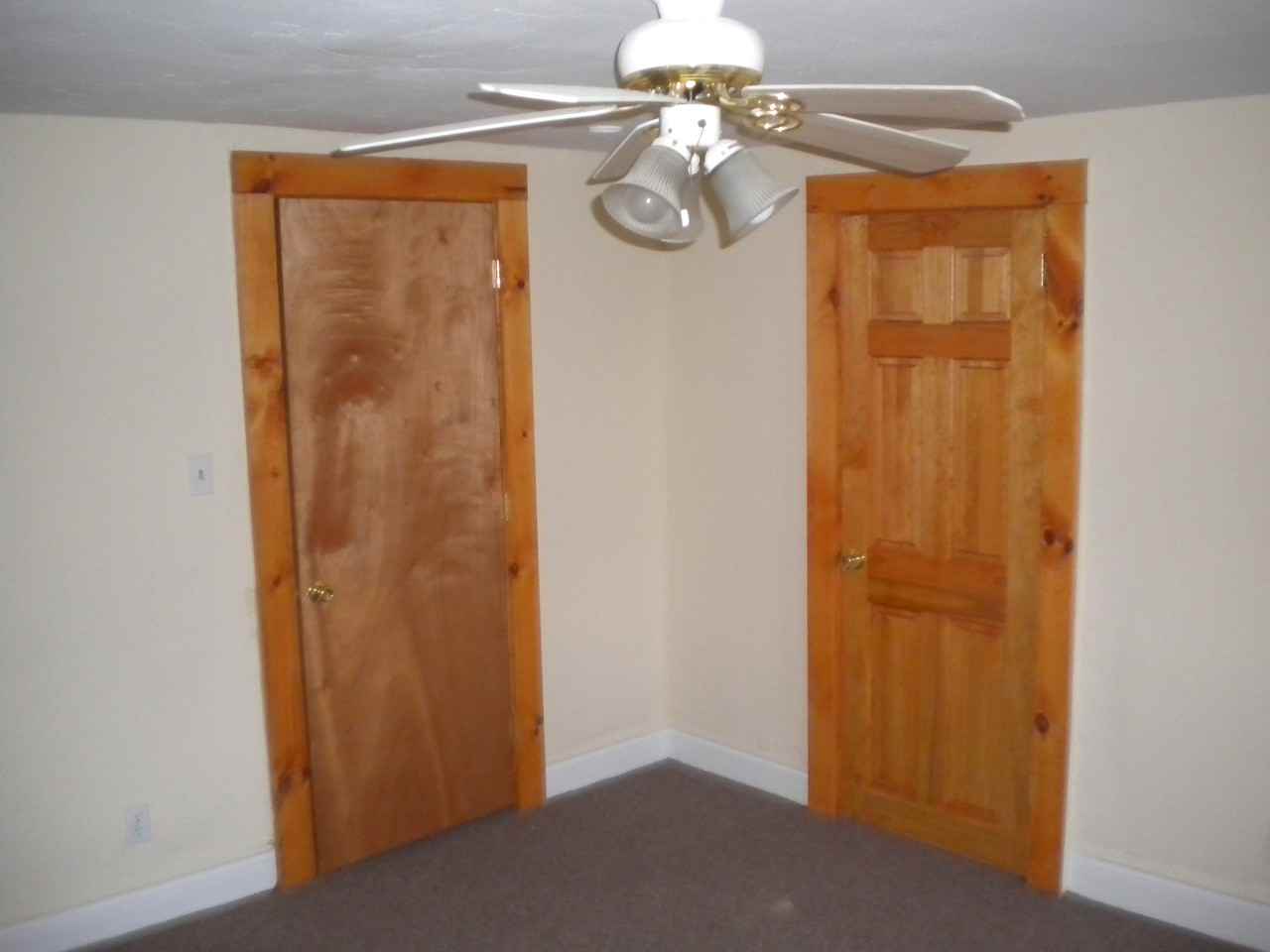 1180 Main St - Photo 3 of 8