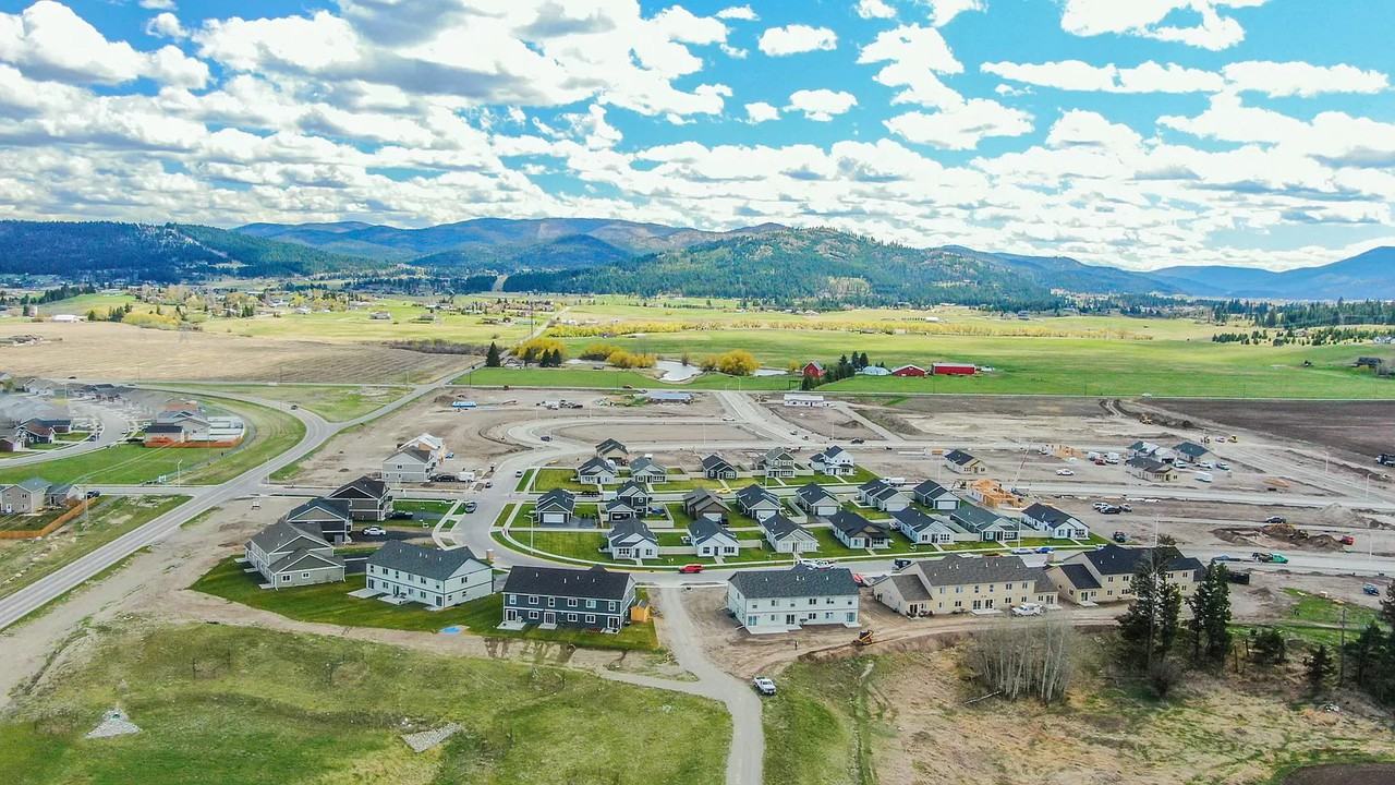 1007 North Camas Lane - Photo 2 of 26