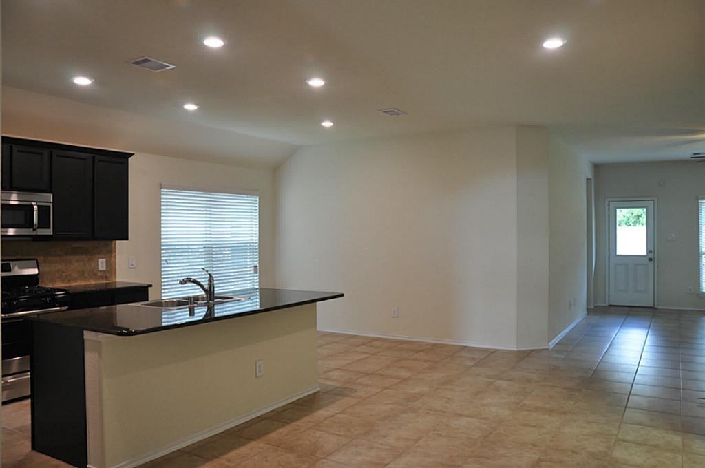 3335 Jane Way - Photo 3 of 12