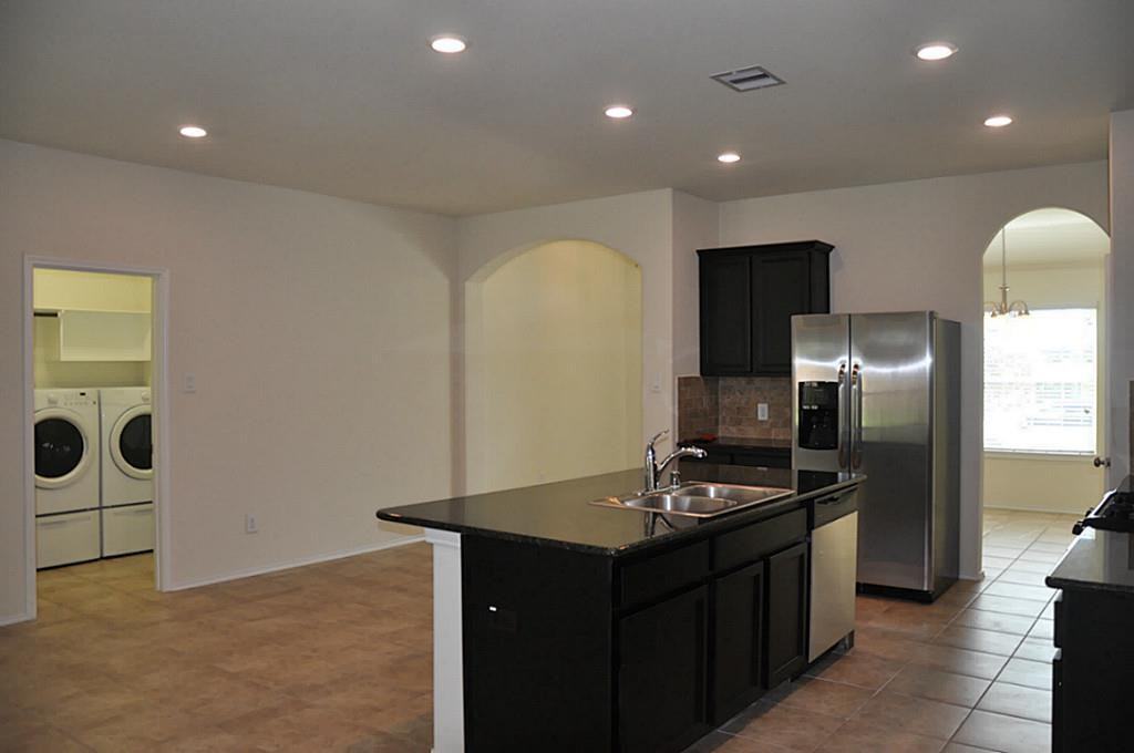 3335 Jane Way - Photo 5 of 12