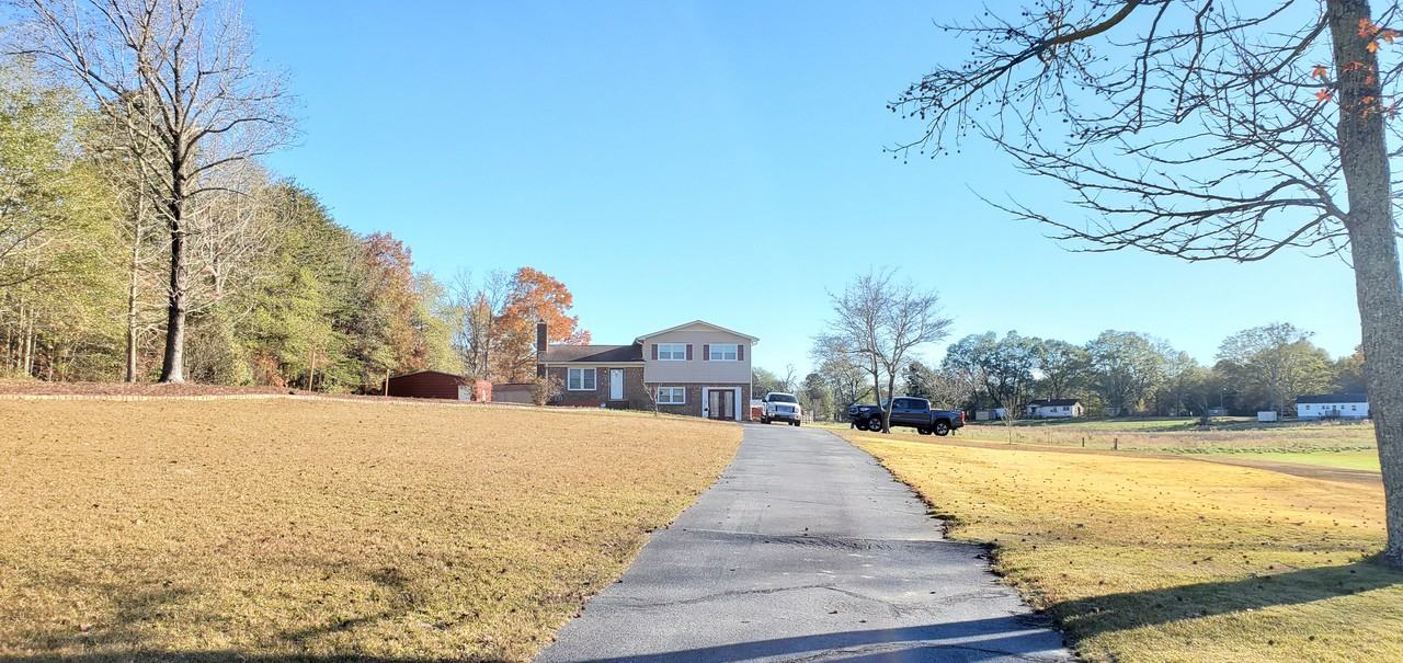 3245 Henry Cash Rd - Photo 2 of 20