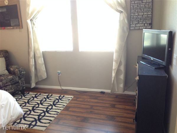 Greystone at Eastlake - Photo 2 of 9