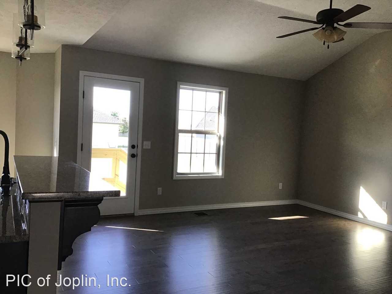 618 Ty Ct - Photo 2 of 11