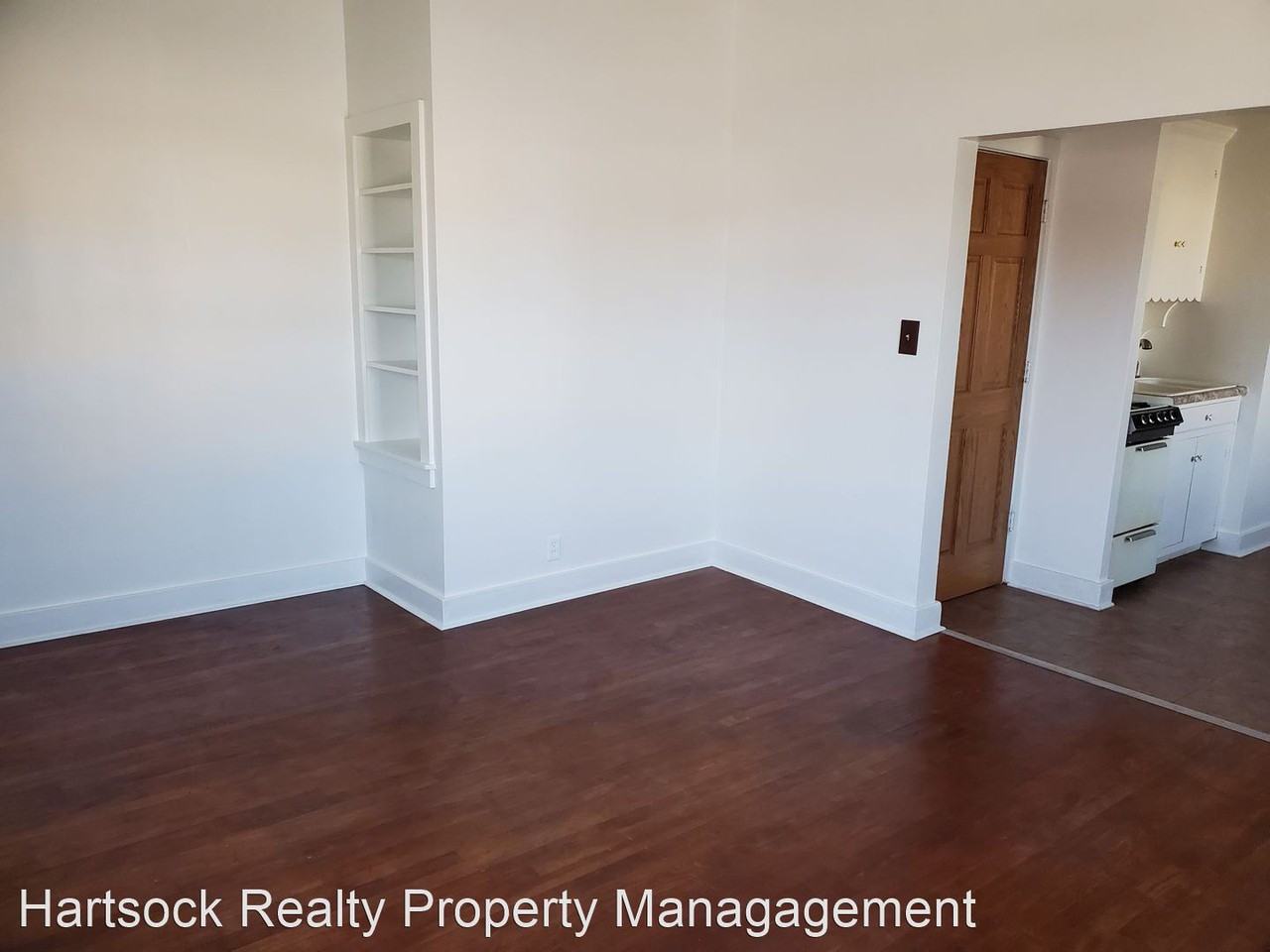 522 S Main St - Photo 3 of 12