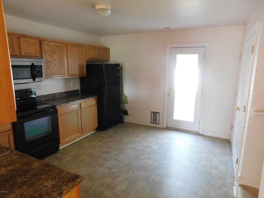 100 Streamwood Drive - Photo 3 of 4