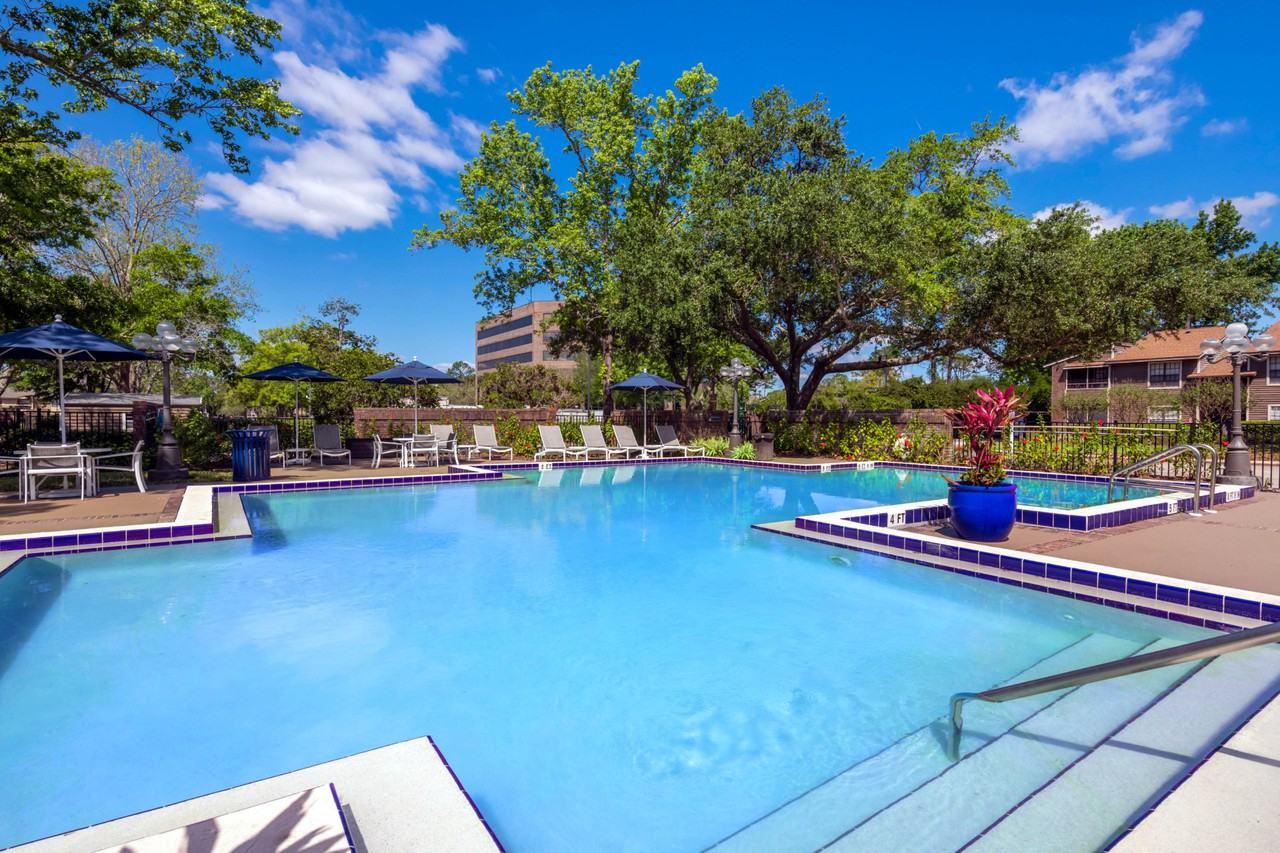 Bentley Green Apartment Homes Apartments for Rent 8214 Princeton