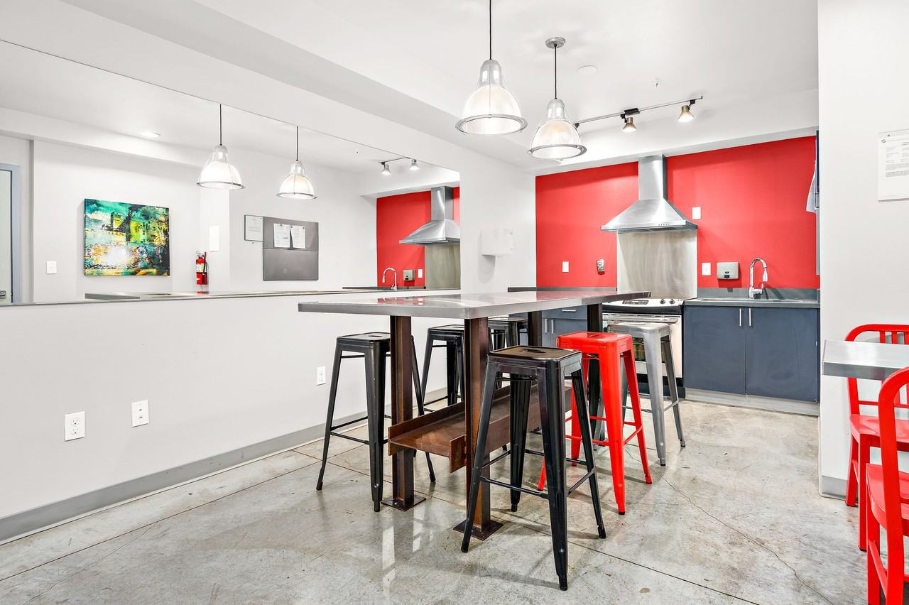 Wallingford Studios - Photo 5 of 110