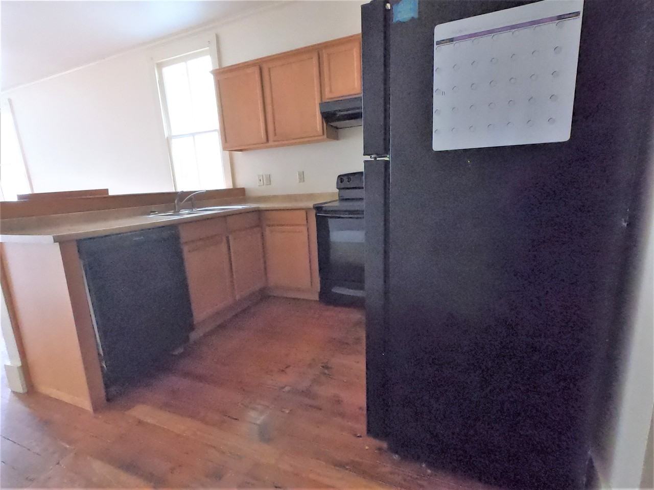 325 South Genois Street - Photo 3 of 7