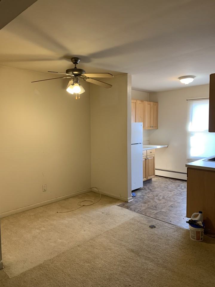 Belleville Avenue #2D - Photo 3 of 6