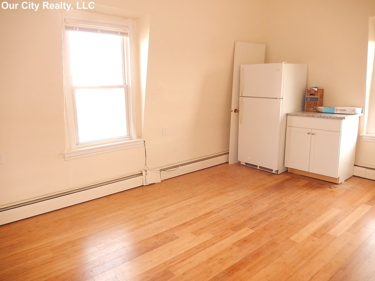 19 Cameron Avenue #5
