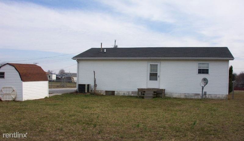 102 Kim Way - Photo 2 of 7