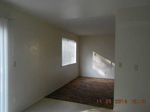 2567 S Whitney Ave - Photo 2 of 9