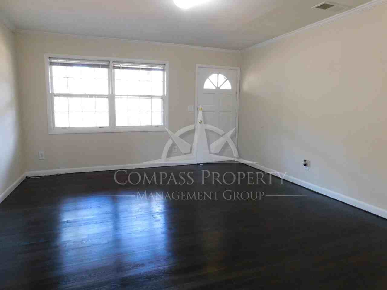 1079 Shieldcrest Way - Photo 2 of 24
