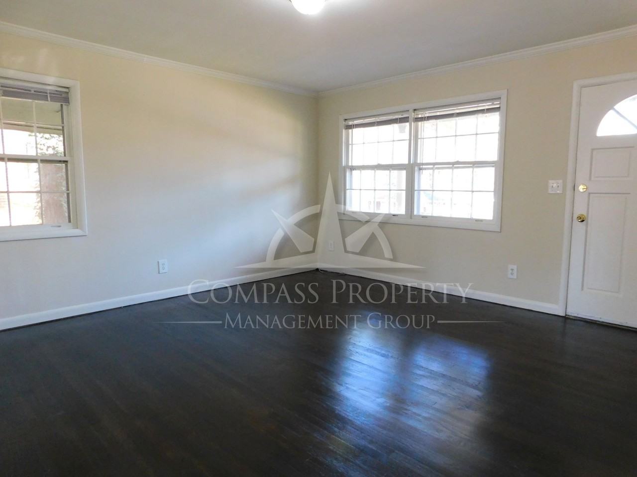 1079 Shieldcrest Way - Photo 3 of 24