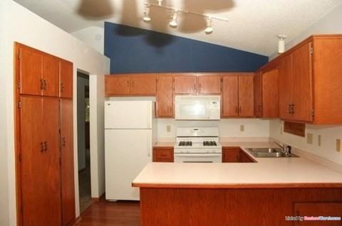 3301 Belmar Dr - Photo 2 of 14