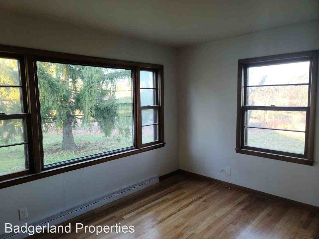 110 Fairview Ct - Photo 2 of 7