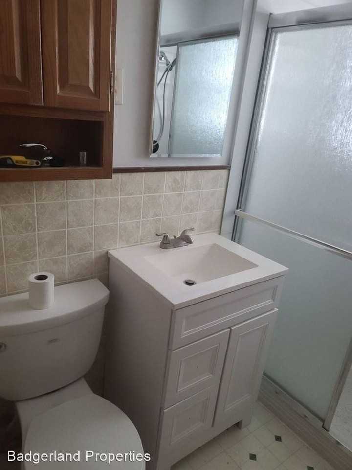 110 Fairview Ct - Photo 3 of 7