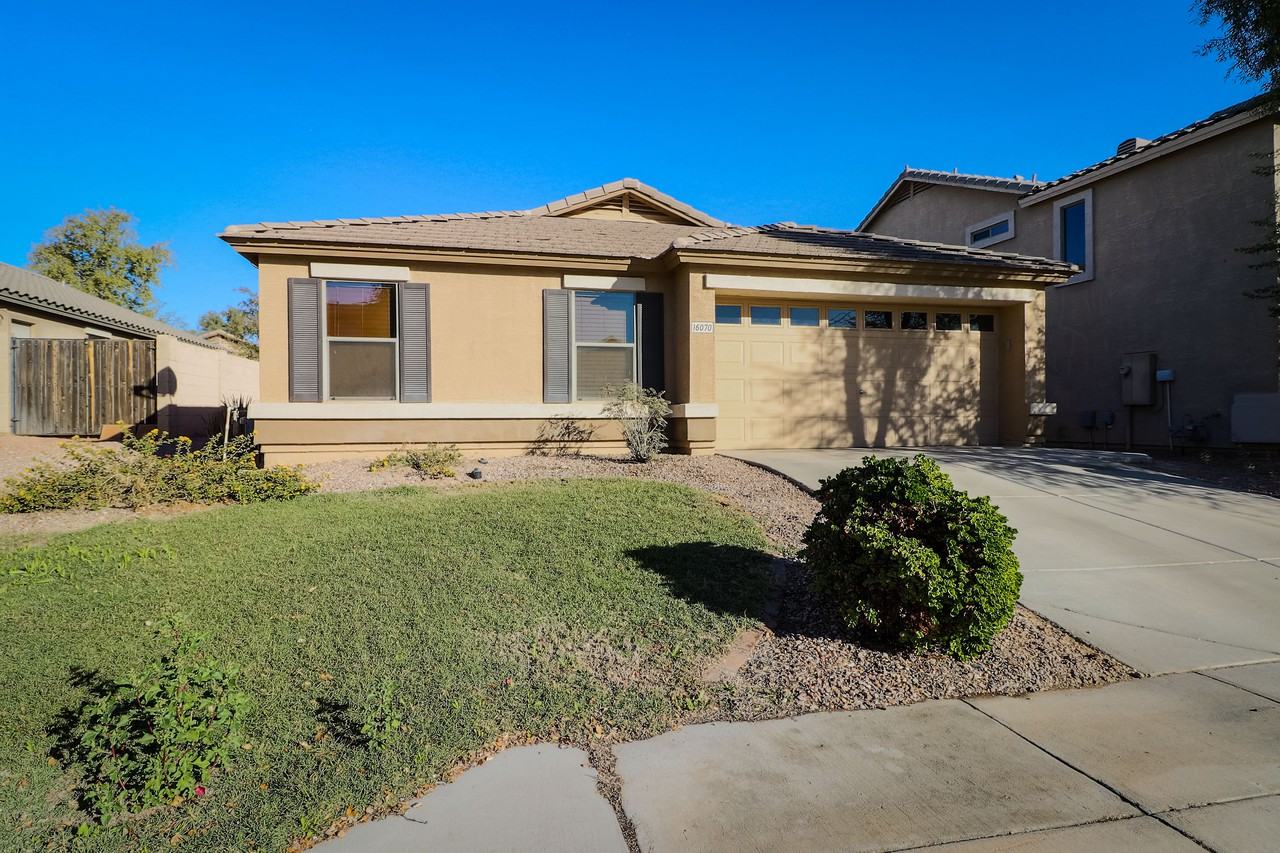 16070 W Kendall St - Photo 2 of 44