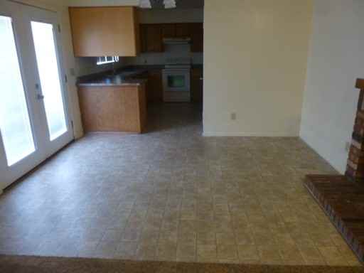 8532 W Charter Oak Rd - Photo 3 of 15