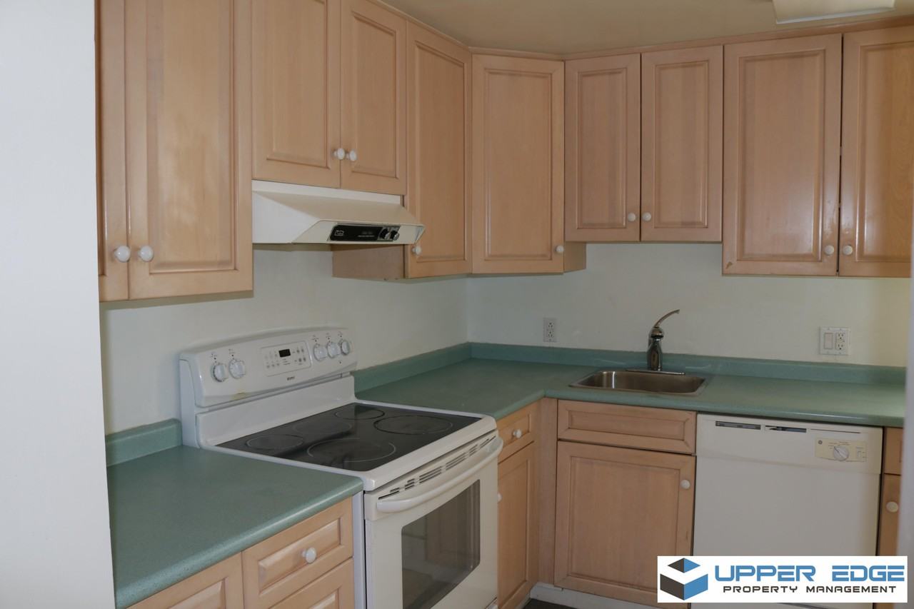 1 82-1 Snow St - Photo 3 of 14