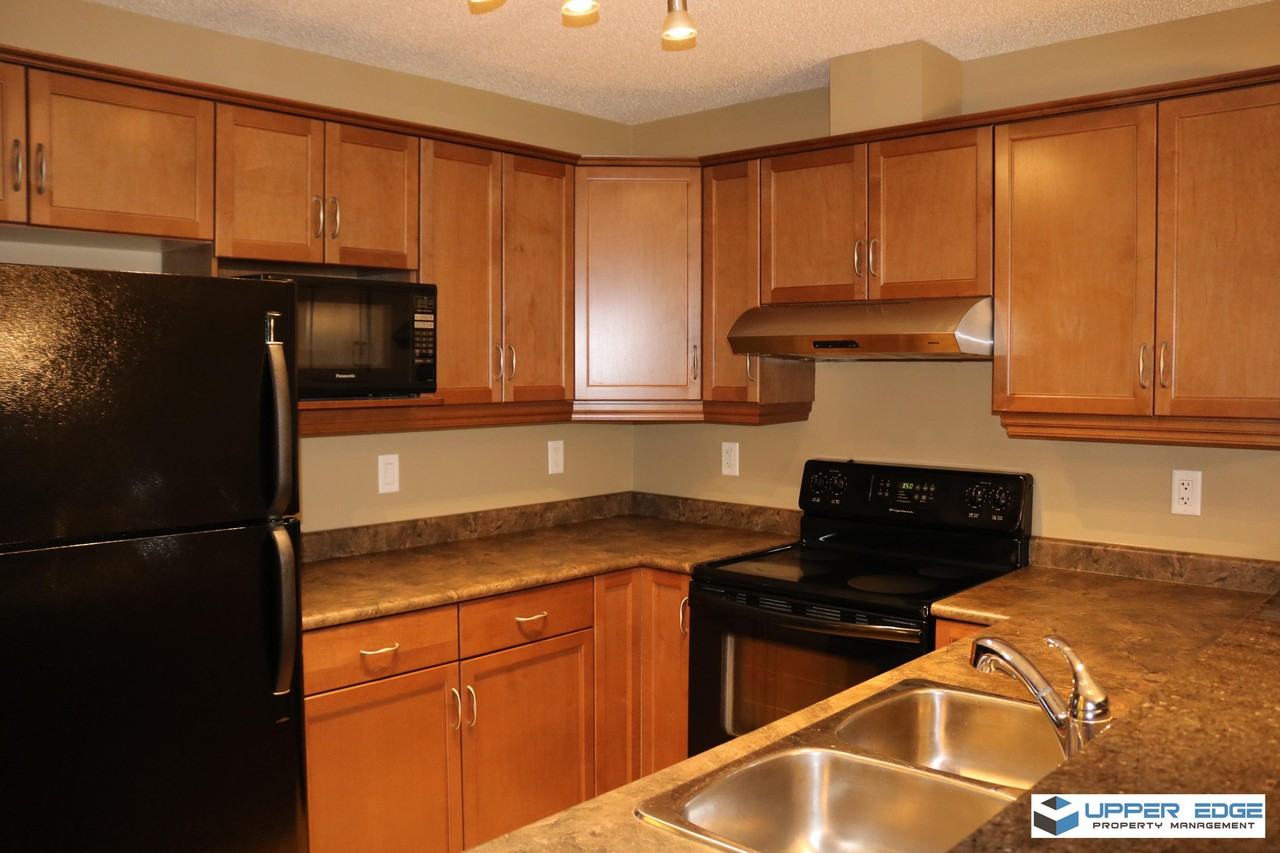 230 Greystone - Photo 3 of 10