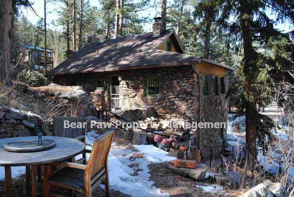 26322 Sheldon St - Photo 3 of 10