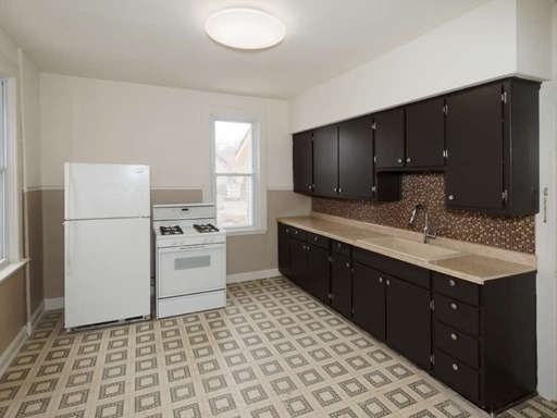 2745 N Pierce St - Photo 2 of 8