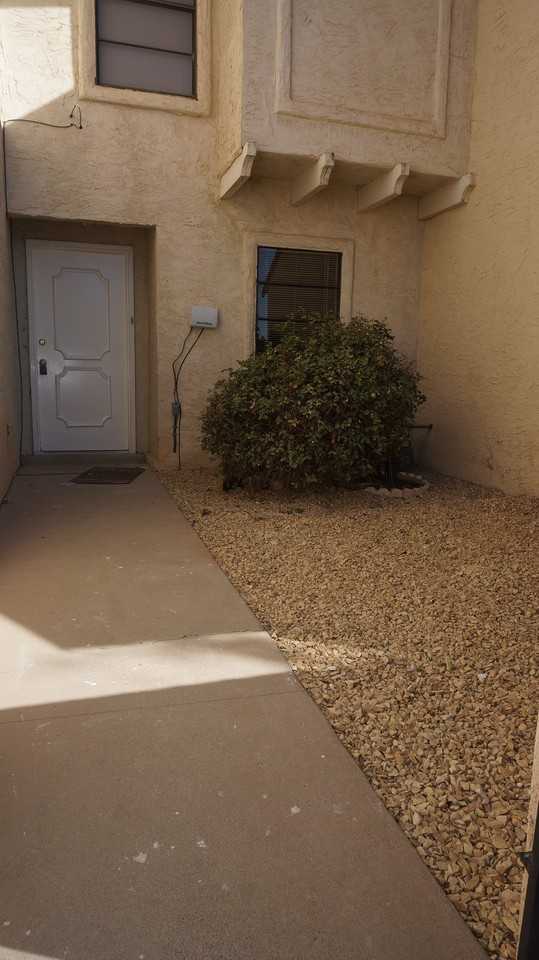 702 El Pinal Pl - Photo 2 of 32