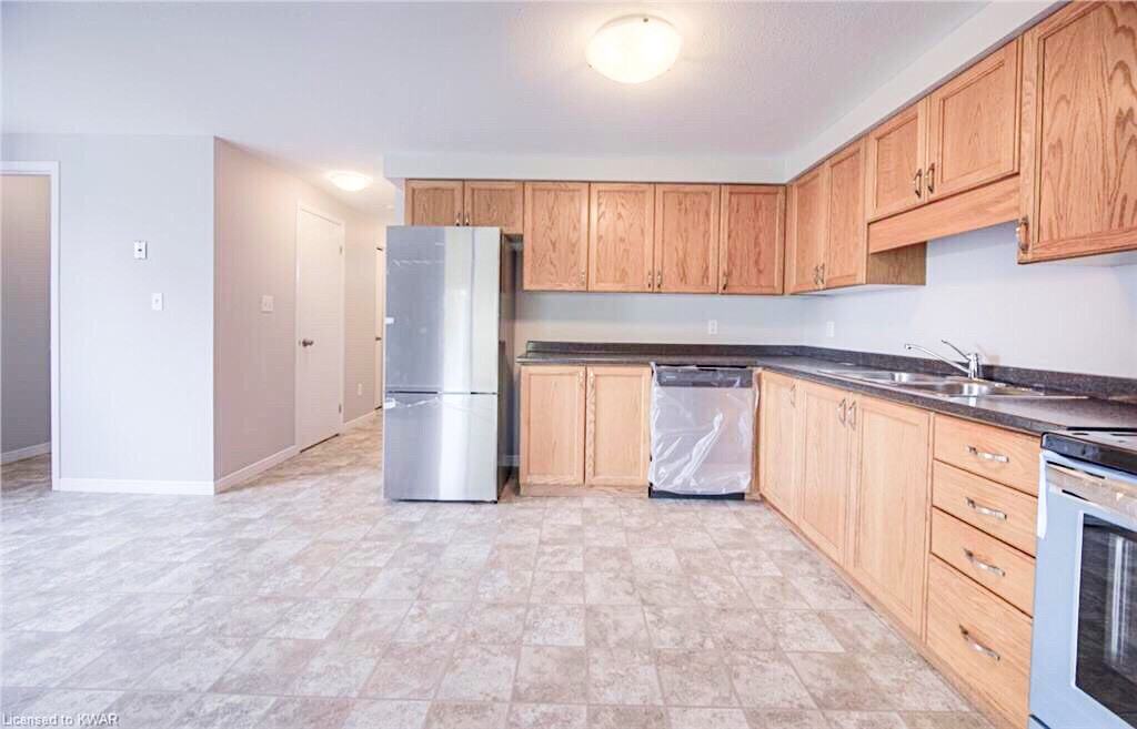 32 Hackberry Street - Photo 3 of 8