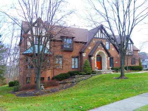 8518 Stonechat Loop - Photo 2 of 51