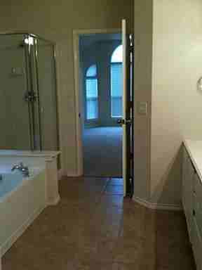 2609 Swan Dr - Photo 3 of 13