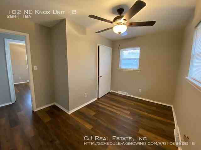 102 102 NE Knox Unit #B - Photo 5 of 10