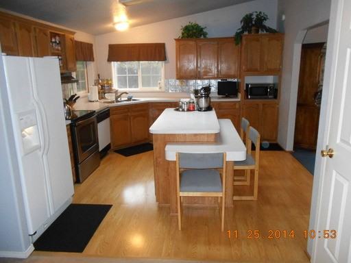 11507 194th St Ct E - Photo 3 of 12