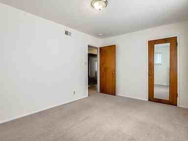 2735 Ori Avenue - Photo 2 of 4