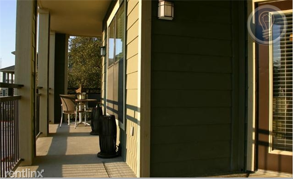 Holiday move in specials - Photo 3 of 5