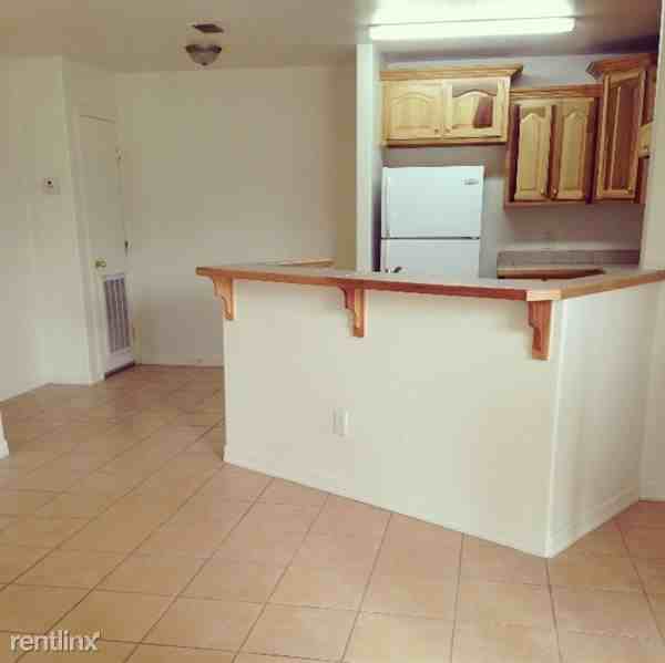 Luxury Apartments - Photo 3 of 5