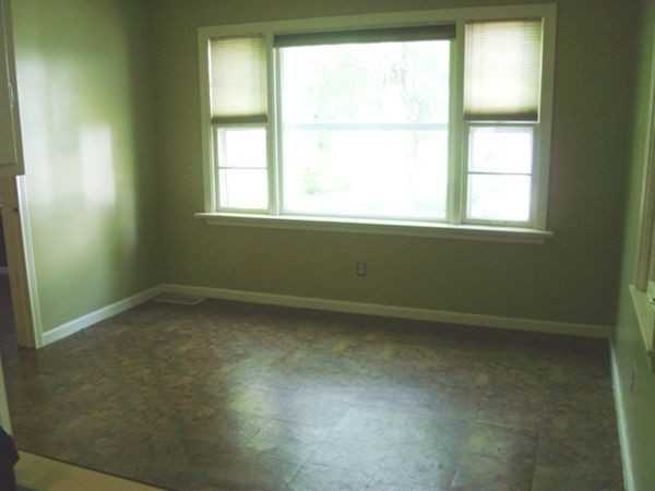 3312 Hoover St - Photo 3 of 15